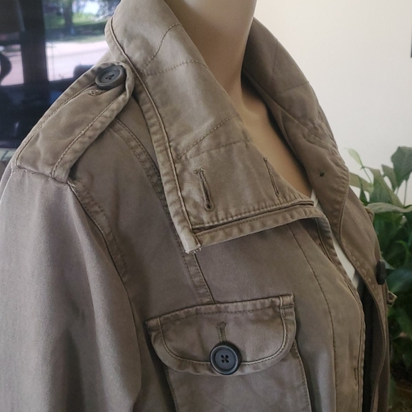 GAP Jackets & Blazers - GAP army green khaki jacket. Button down women's L